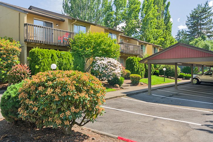 Forest Ridge Apartments Plenty of Parking